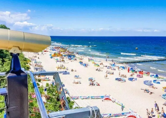 Near The Beach, アパート