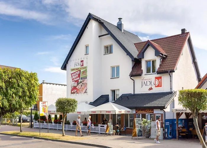 Near The Beach, アパート レバル